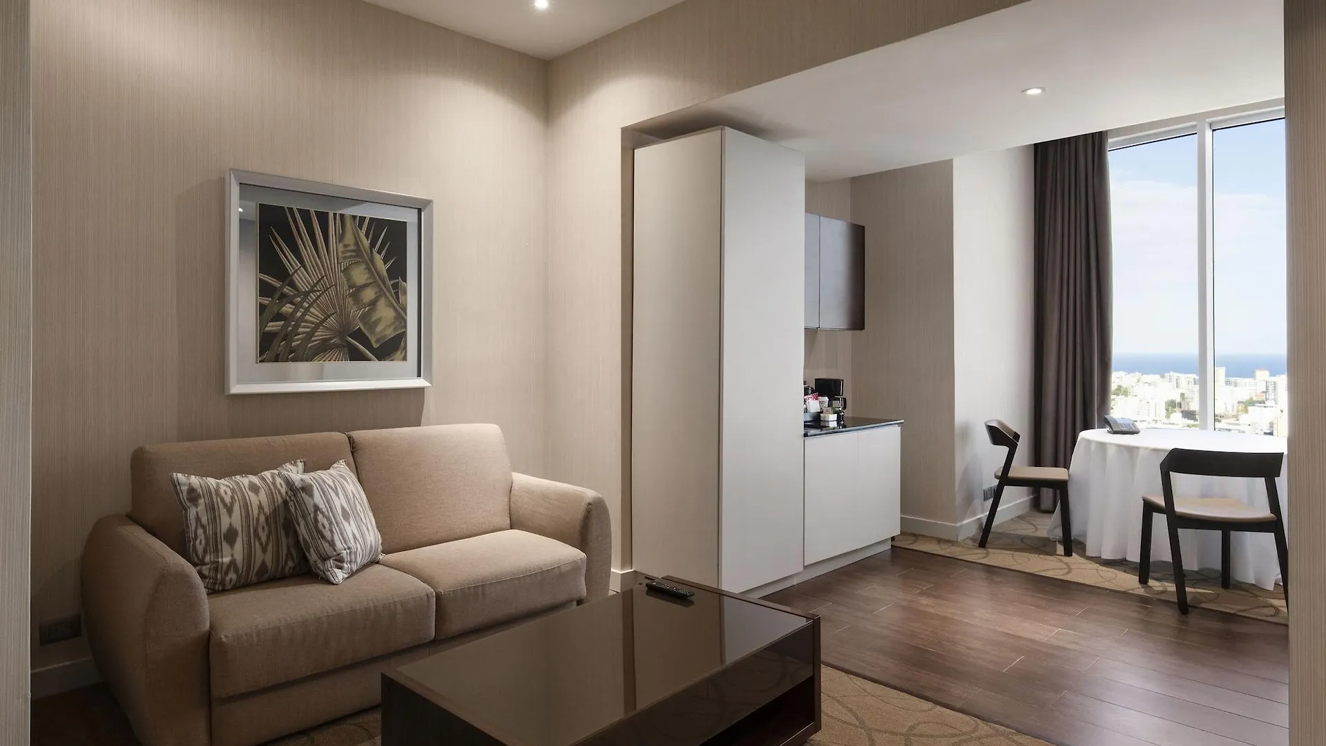 Hotel Embassy Suites By Hilton Santo Domingo