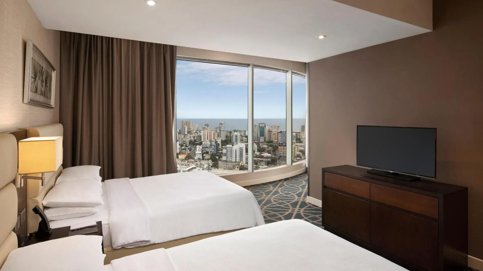 **** Hotel Embassy Suites By Hilton Santo Domingo Dominican Republic