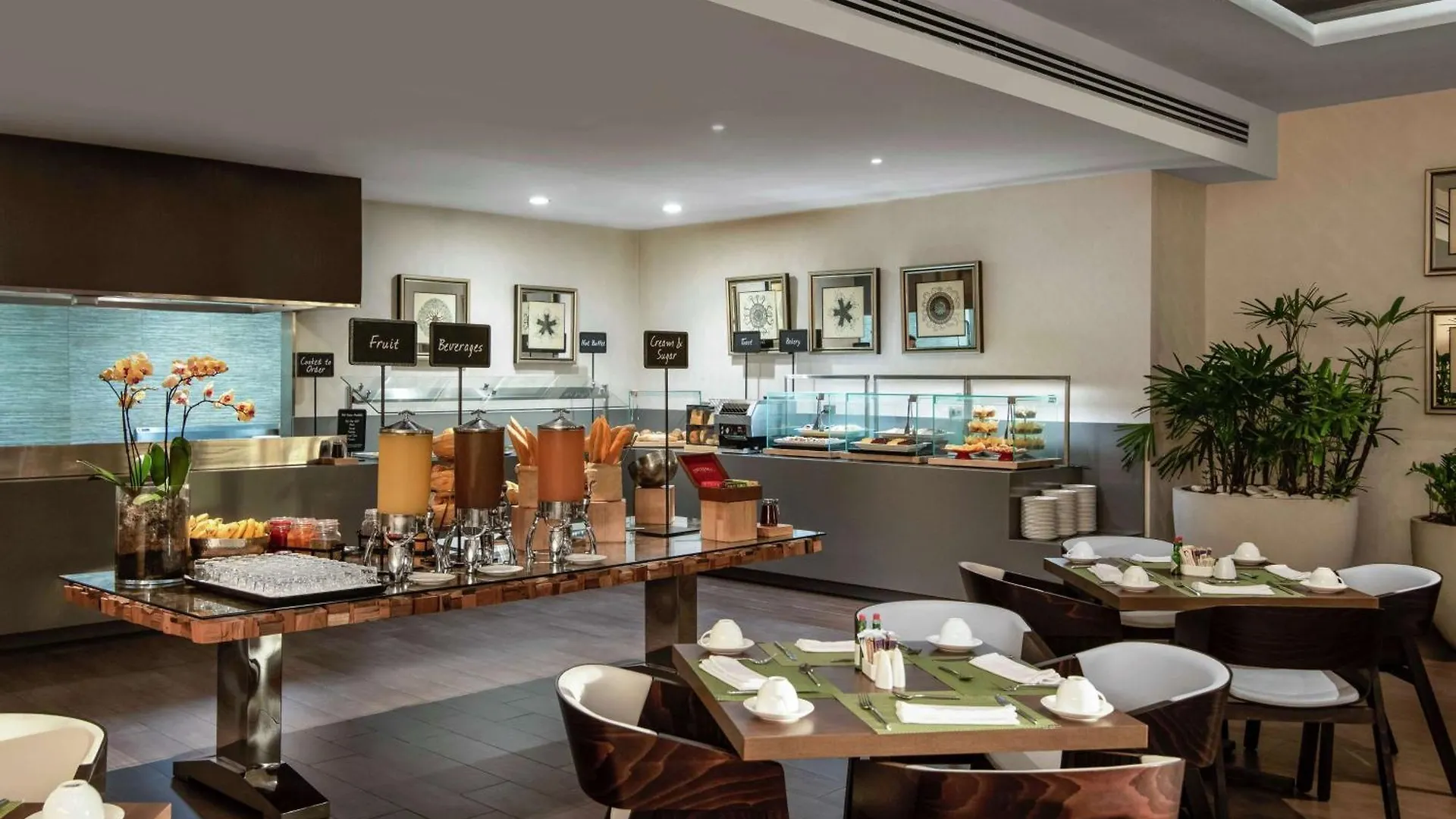 **** Hotel Embassy Suites By Hilton Santo Domingo Dominican Republic