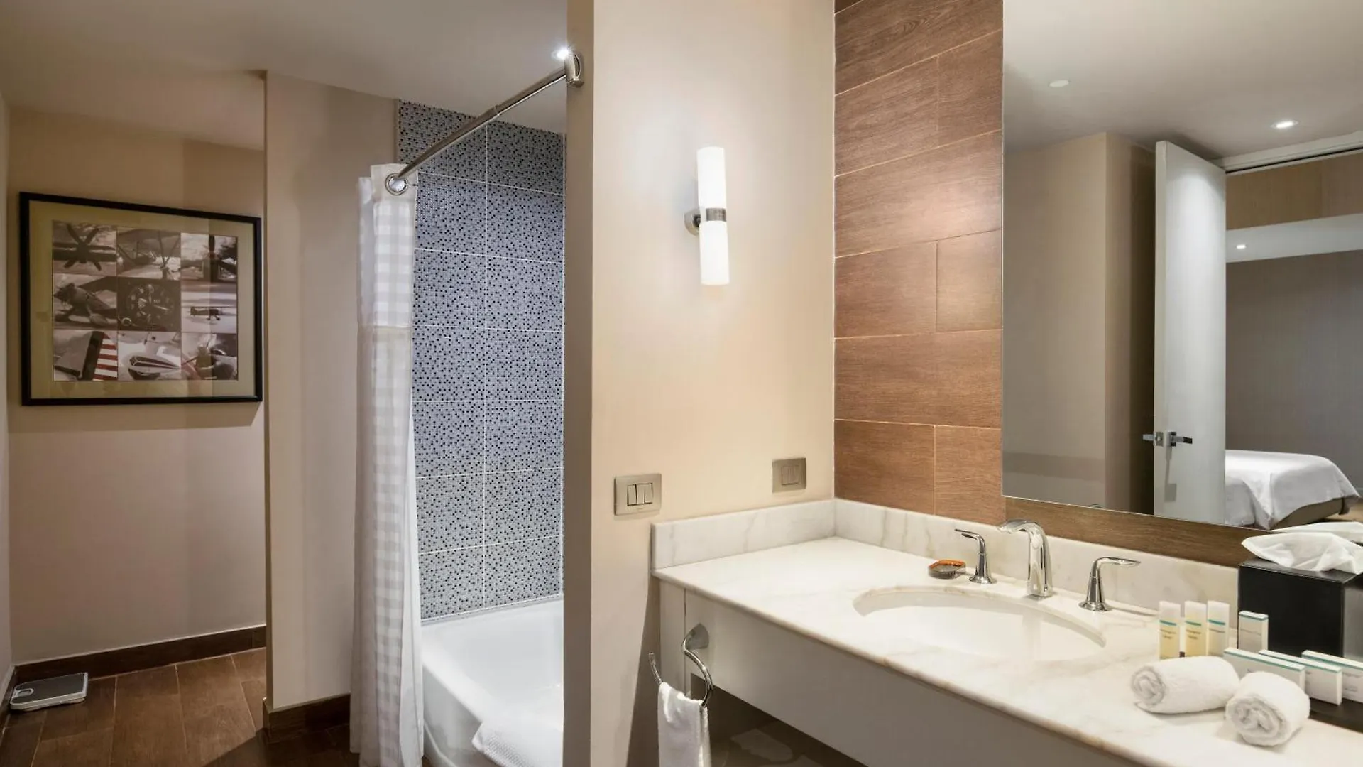 Embassy Suites By Hilton Santo Domingo Hotel